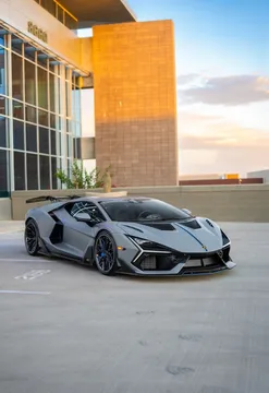 2024 Lamborghini Revuelto Base