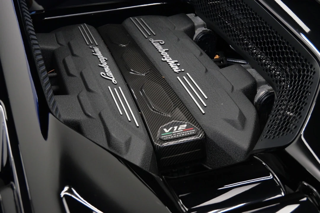 2024 Lamborghini Revuelto - Image 12 of 21