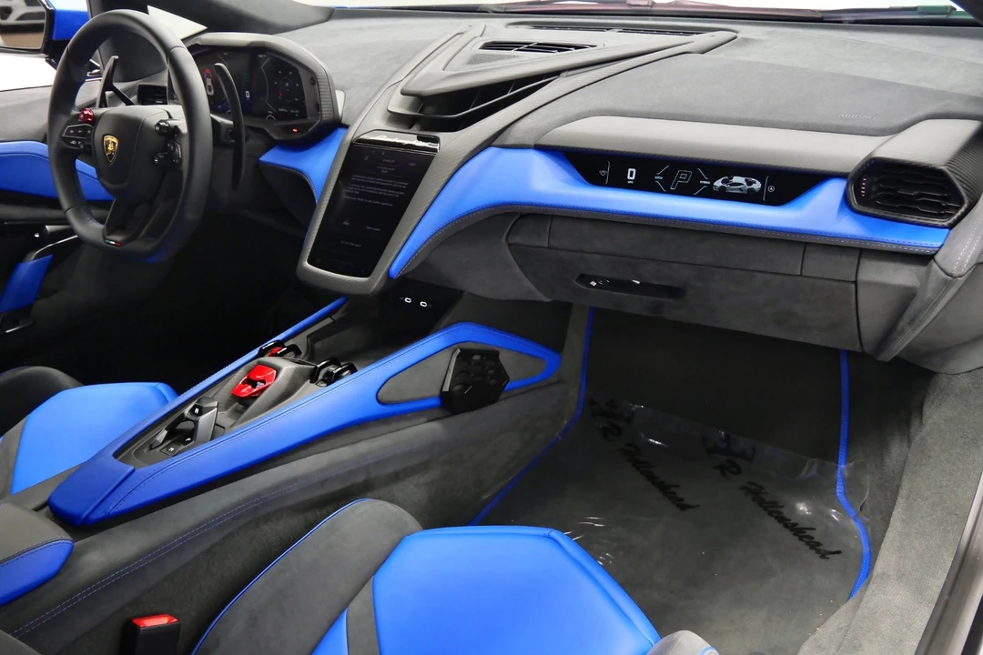2024 Lamborghini Revuelto - Image 14 of 21