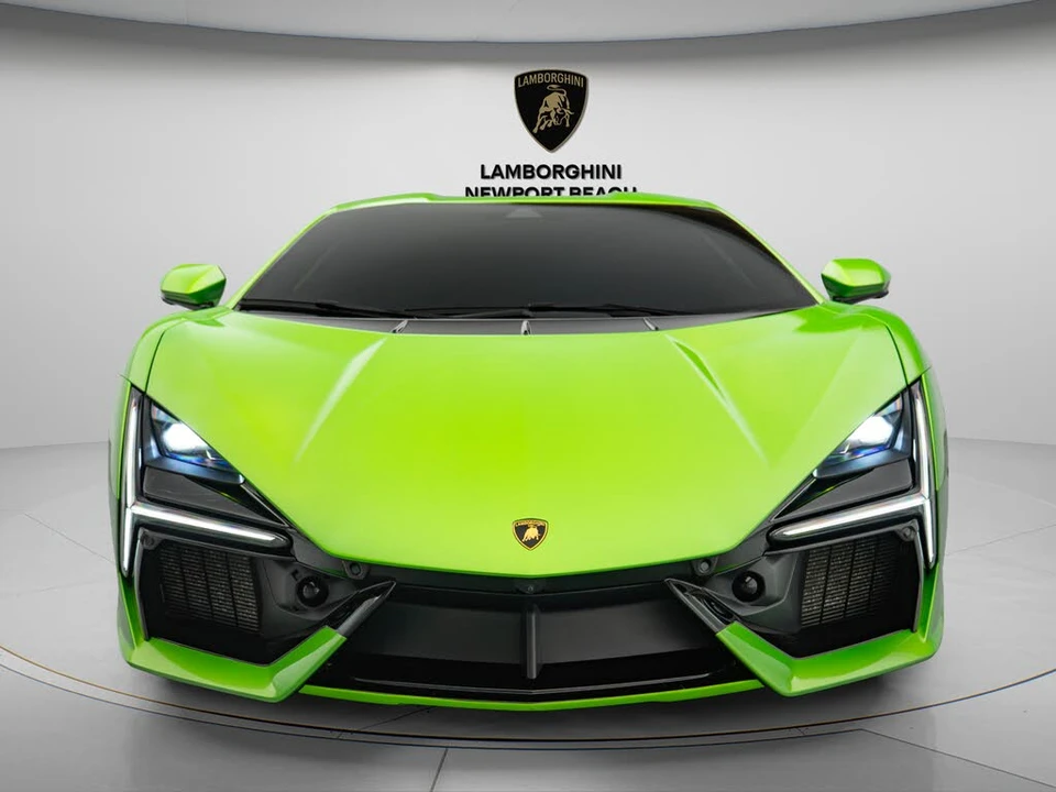 2024 Lamborghini Revuelto - Image 2 of 27