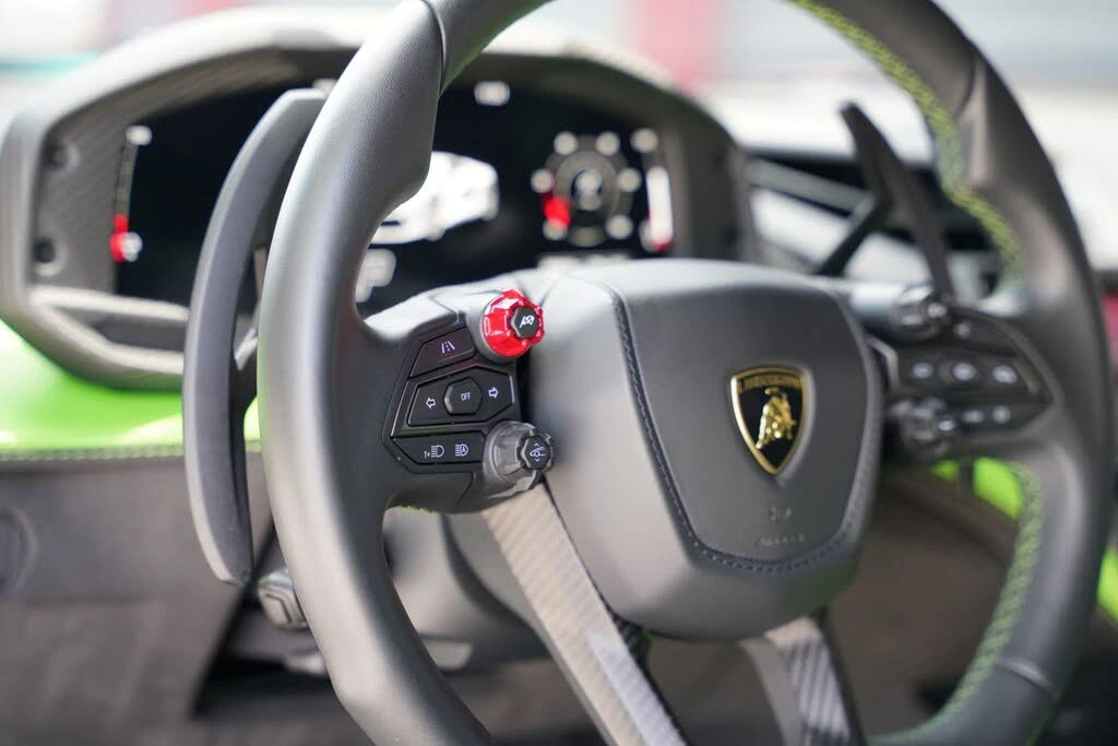 2024 Lamborghini Revuelto - Image 30 of 31