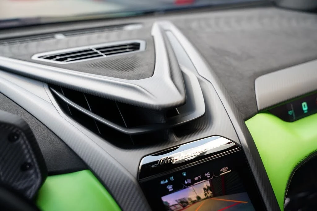 2024 Lamborghini Revuelto - Image 24 of 31