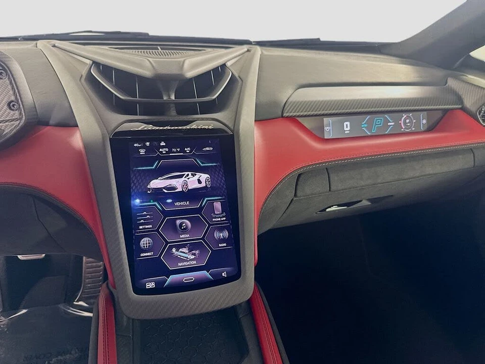 2024 Lamborghini Revuelto - Image 24 of 31