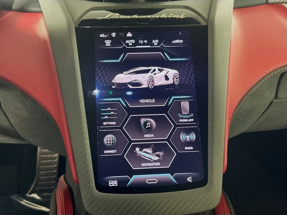 2024 Lamborghini Revuelto - Image 15 of 31