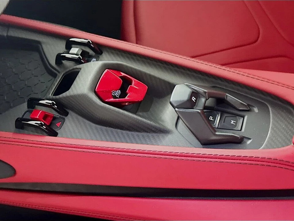 2024 Lamborghini Revuelto - Image 17 of 31
