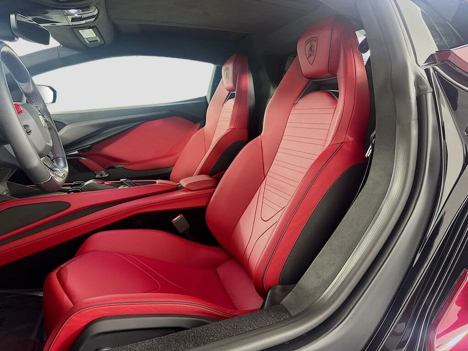 2024 Lamborghini Revuelto - Image 22 of 31