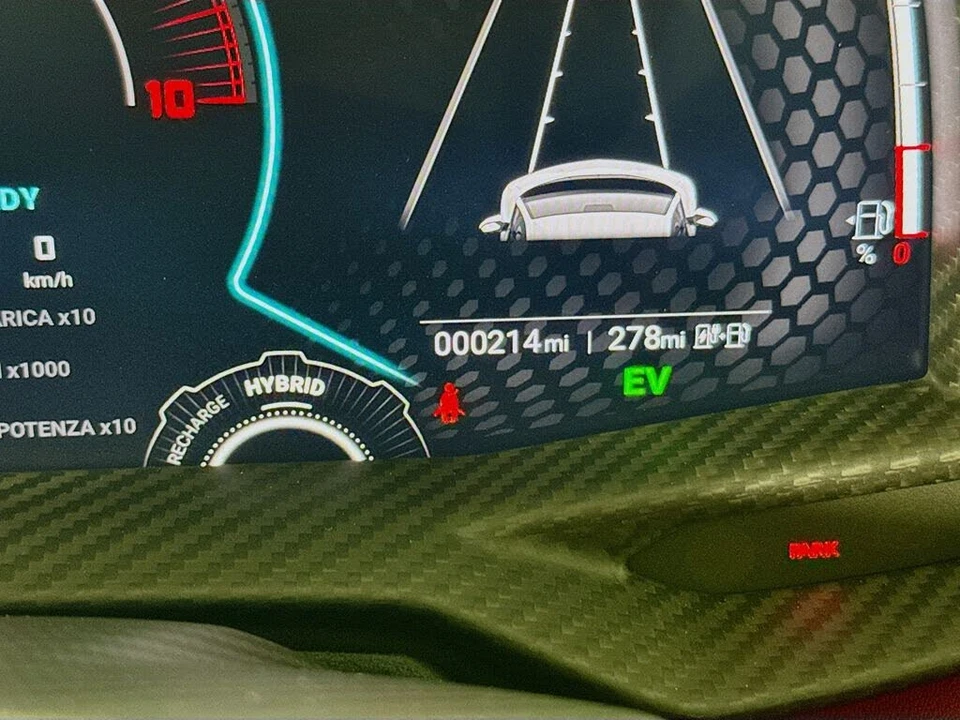 2024 Lamborghini Revuelto - Image 12 of 31
