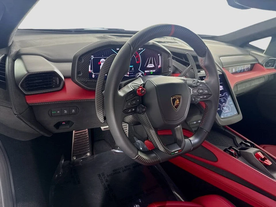 2024 Lamborghini Revuelto - Image 9 of 31