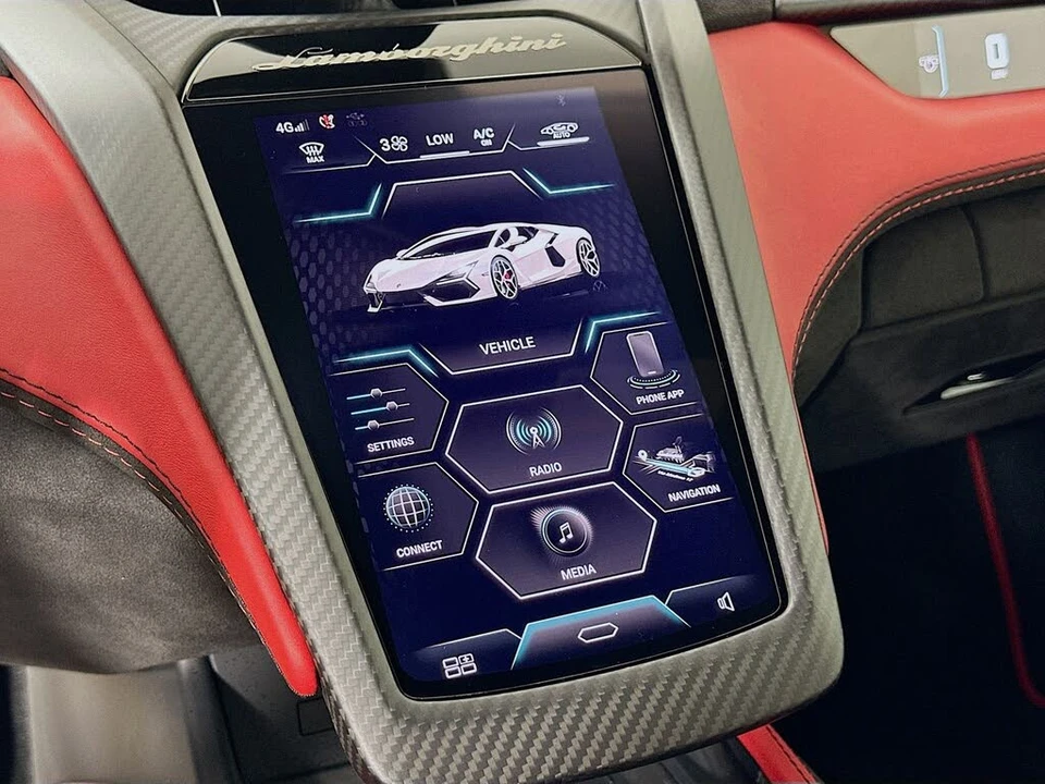 2024 Lamborghini Revuelto - Image 24 of 31