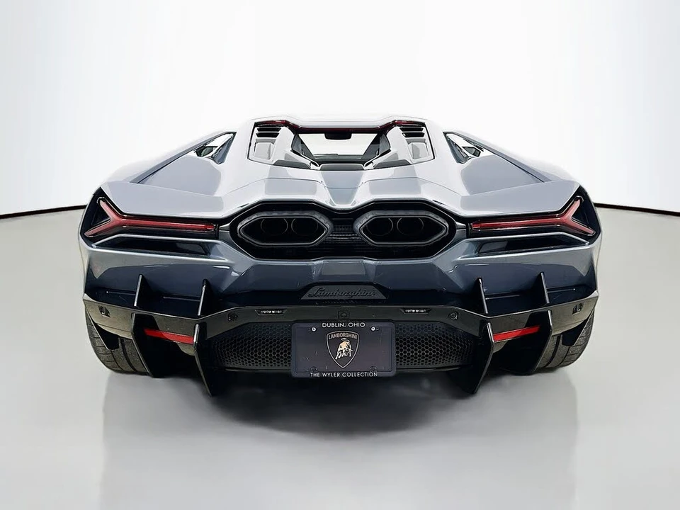 2024 Lamborghini Revuelto - Image 6 of 31