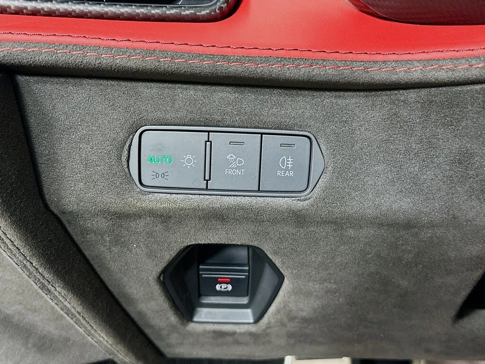2024 Lamborghini Revuelto - Image 26 of 31