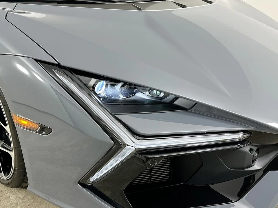 2024 Lamborghini Revuelto - Image 9 of 31