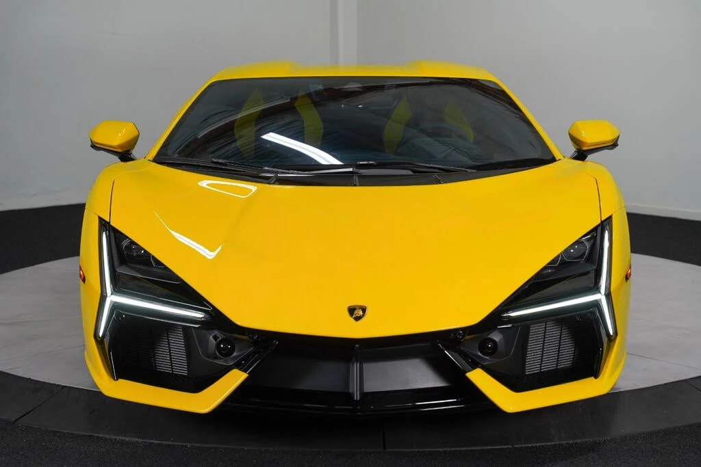 2024 Lamborghini Revuelto - Image 11 of 31
