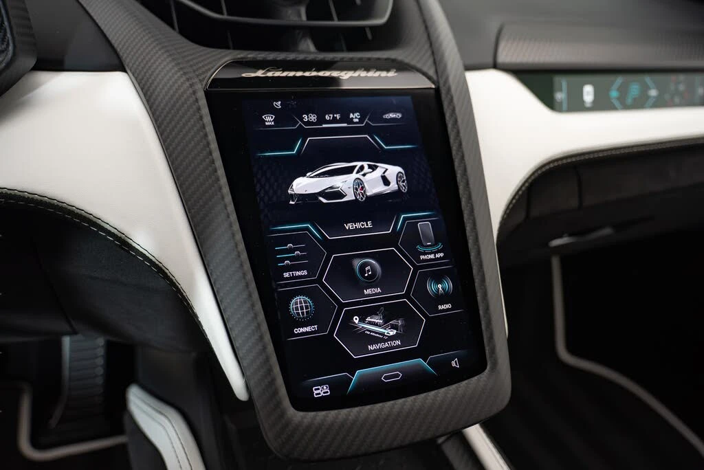 2024 Lamborghini Revuelto - Image 12 of 18