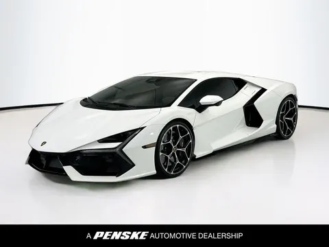 2024 Lamborghini Revuelto
