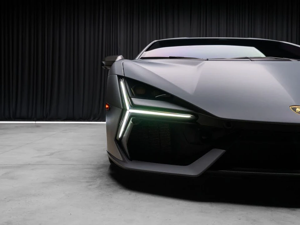 2024 Lamborghini Revuelto - Image 26 of 31