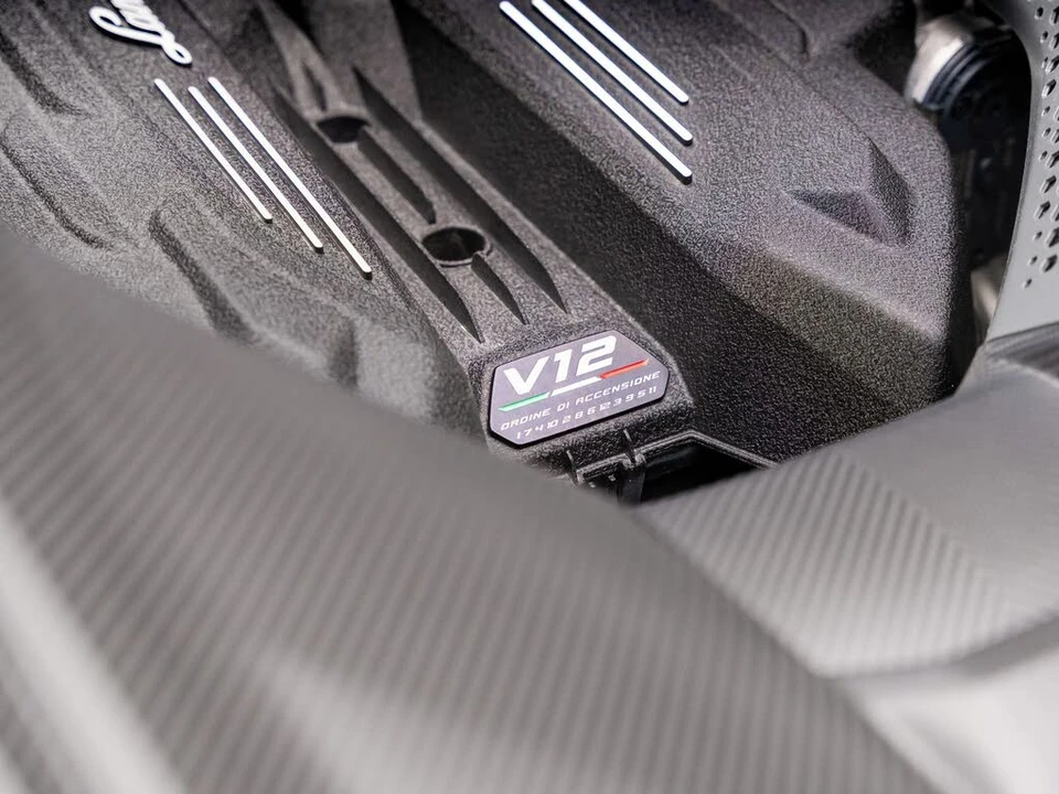 2024 Lamborghini Revuelto - Image 3 of 31