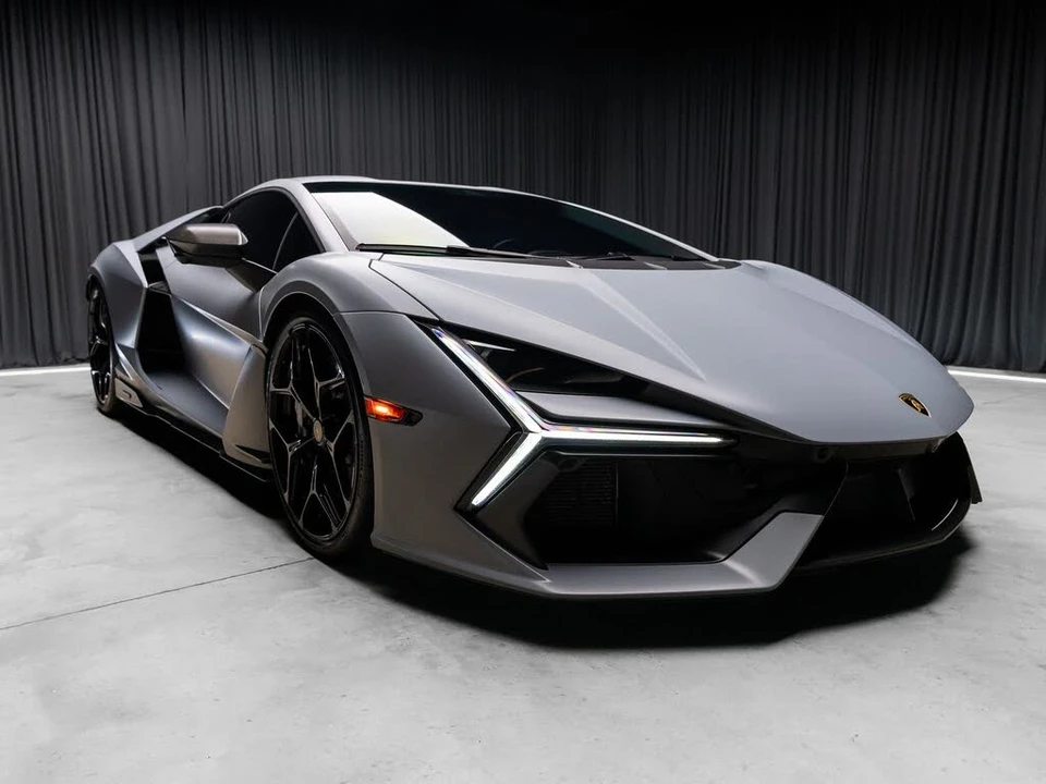 2024 Lamborghini Revuelto - Image 24 of 31