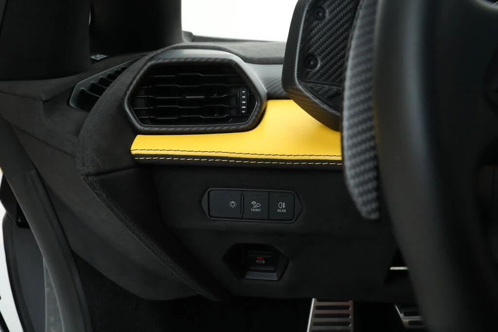 2024 Lamborghini Revuelto - Image 30 of 31