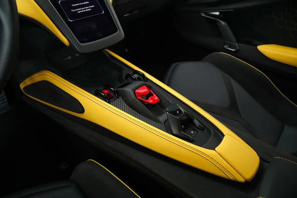 2024 Lamborghini Revuelto - Image 31 of 31