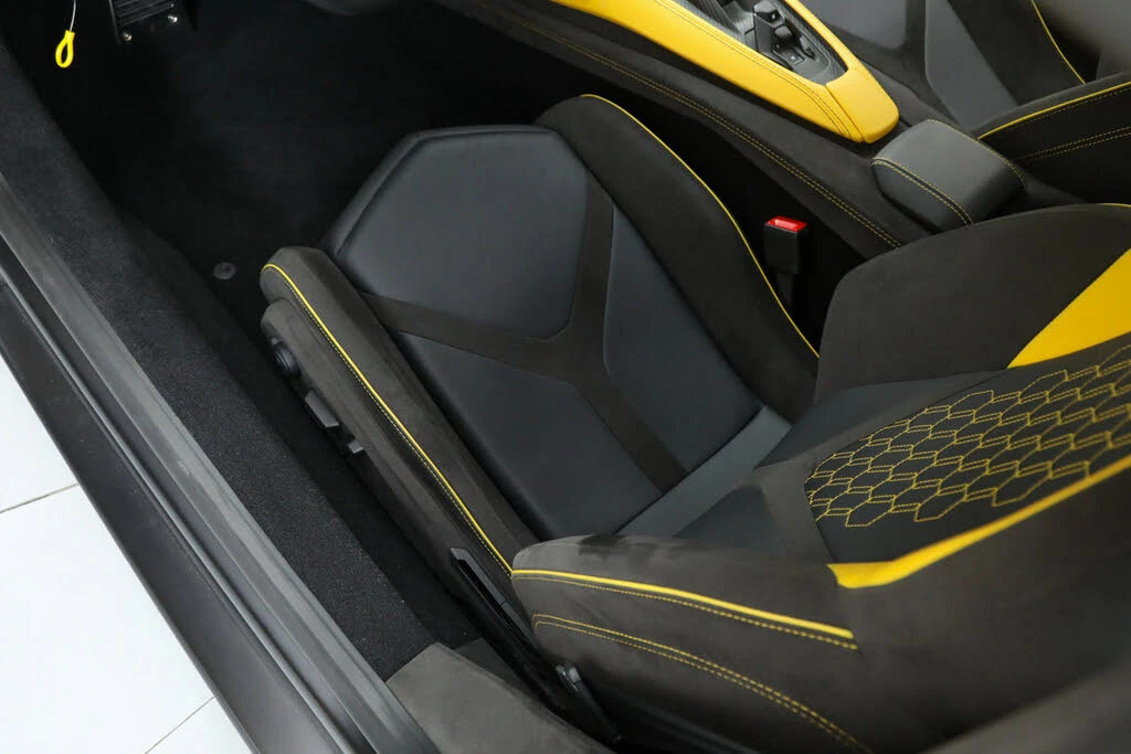 2024 Lamborghini Revuelto - Image 27 of 31
