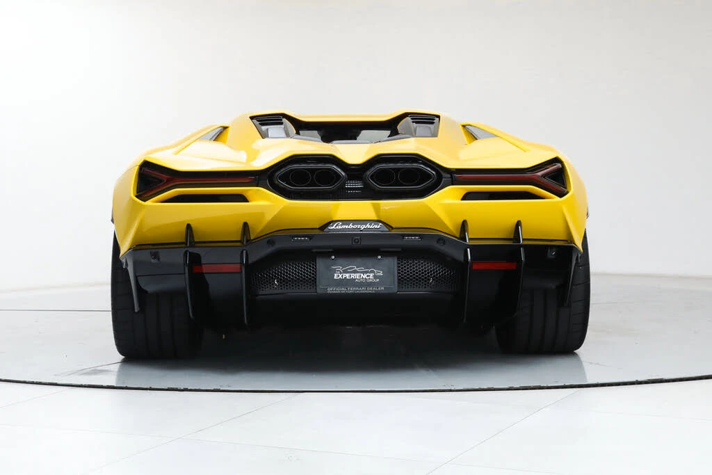 2024 Lamborghini Revuelto - Image 6 of 31