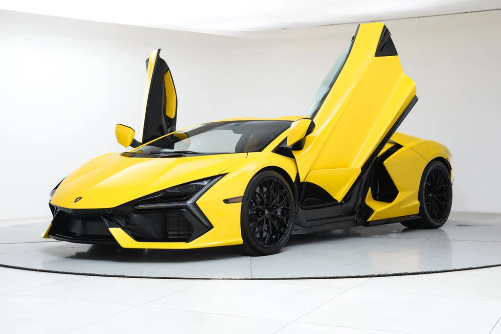2024 Lamborghini Revuelto - Image 3 of 31