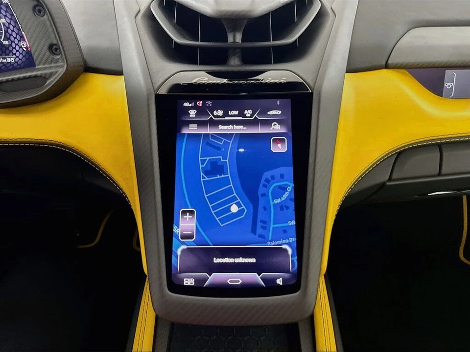 2024 Lamborghini Revuelto - Image 13 of 31