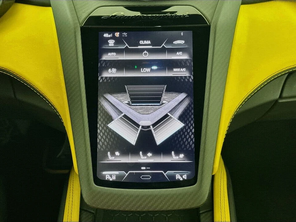 2024 Lamborghini Revuelto - Image 16 of 31