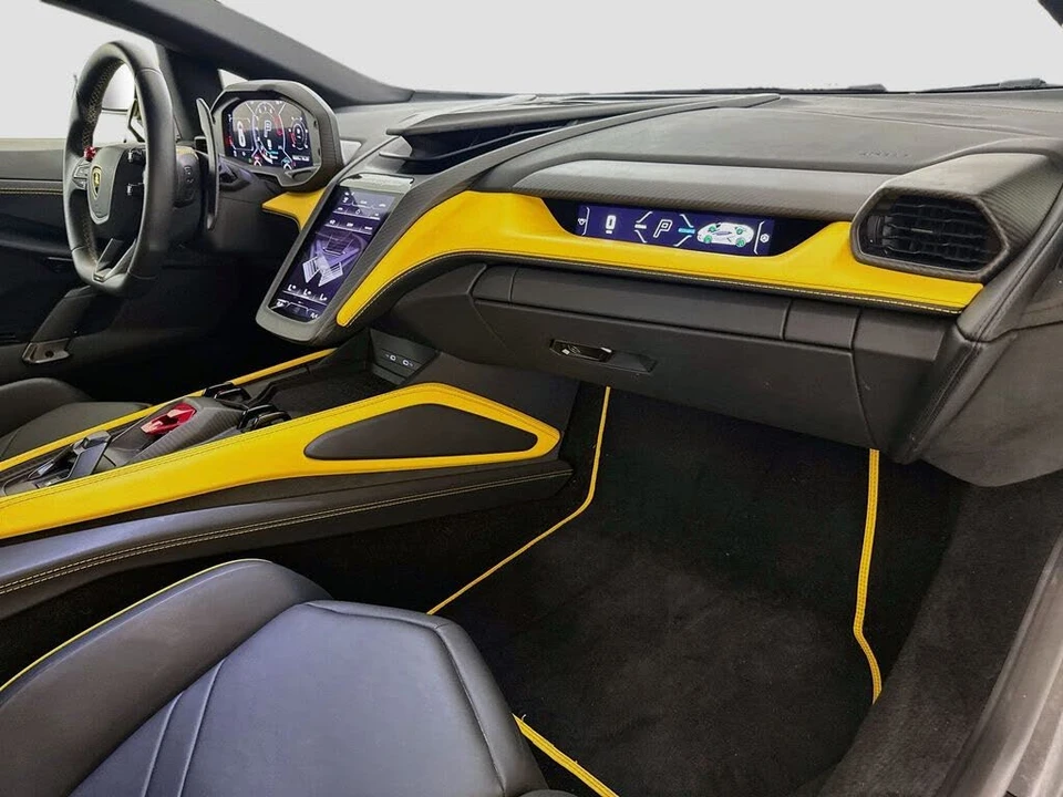 2024 Lamborghini Revuelto - Image 30 of 31