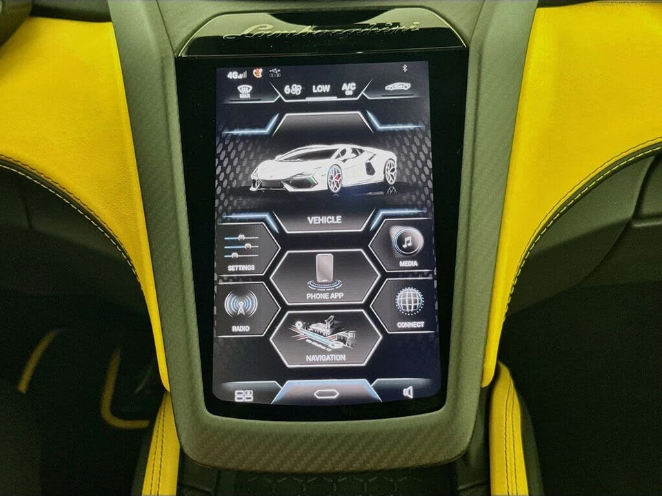 2024 Lamborghini Revuelto - Image 15 of 31