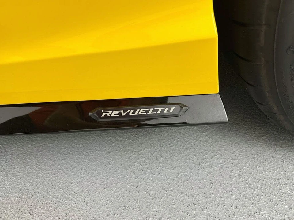 2024 Lamborghini Revuelto - Image 25 of 31