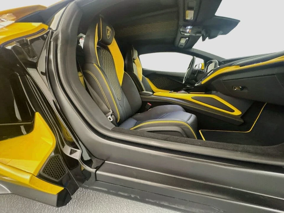 2024 Lamborghini Revuelto - Image 29 of 31