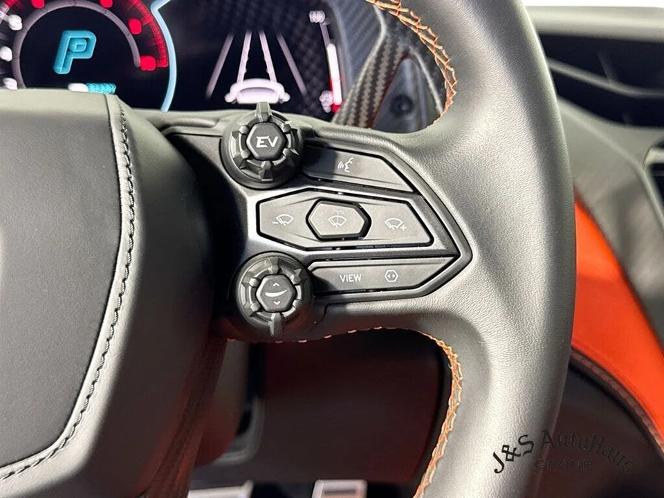 2024 Lamborghini Revuelto - Image 14 of 31