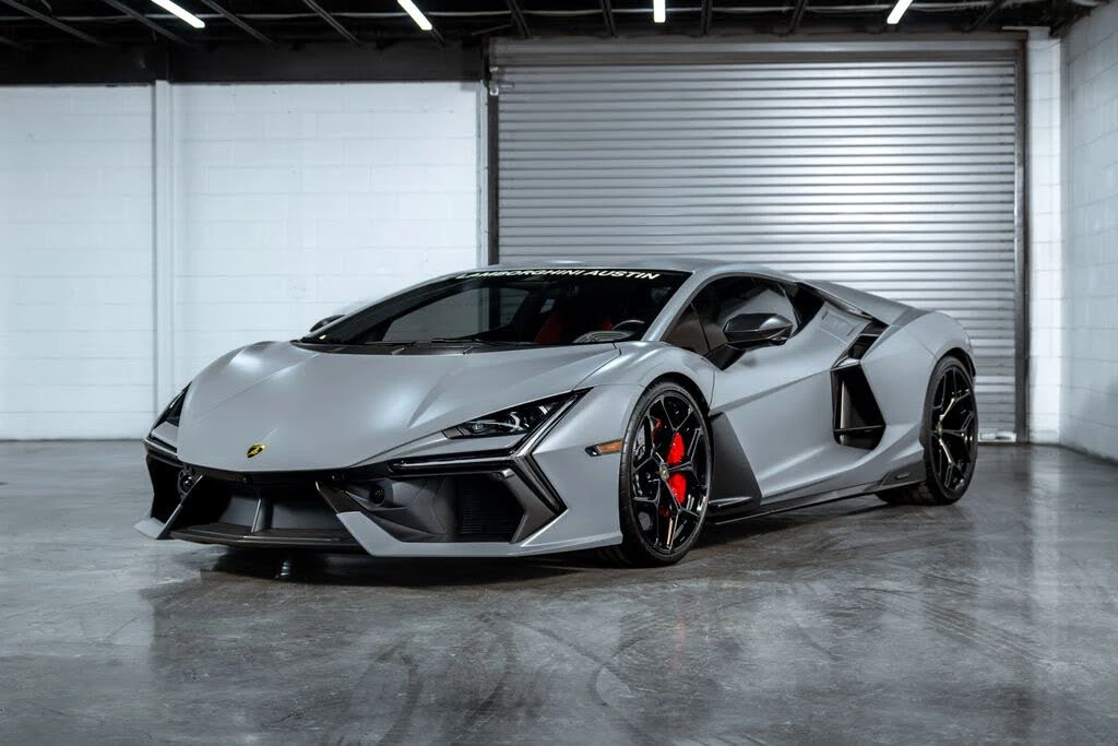 2024 Lamborghini Revuelto - Image 11 of 31
