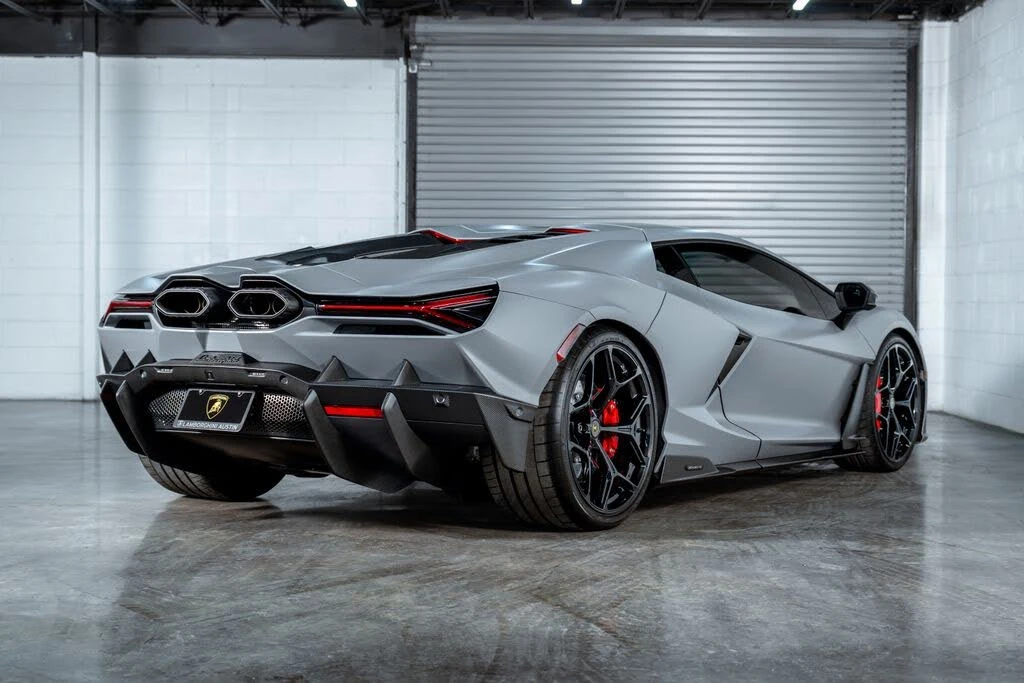 2024 Lamborghini Revuelto - Image 6 of 31
