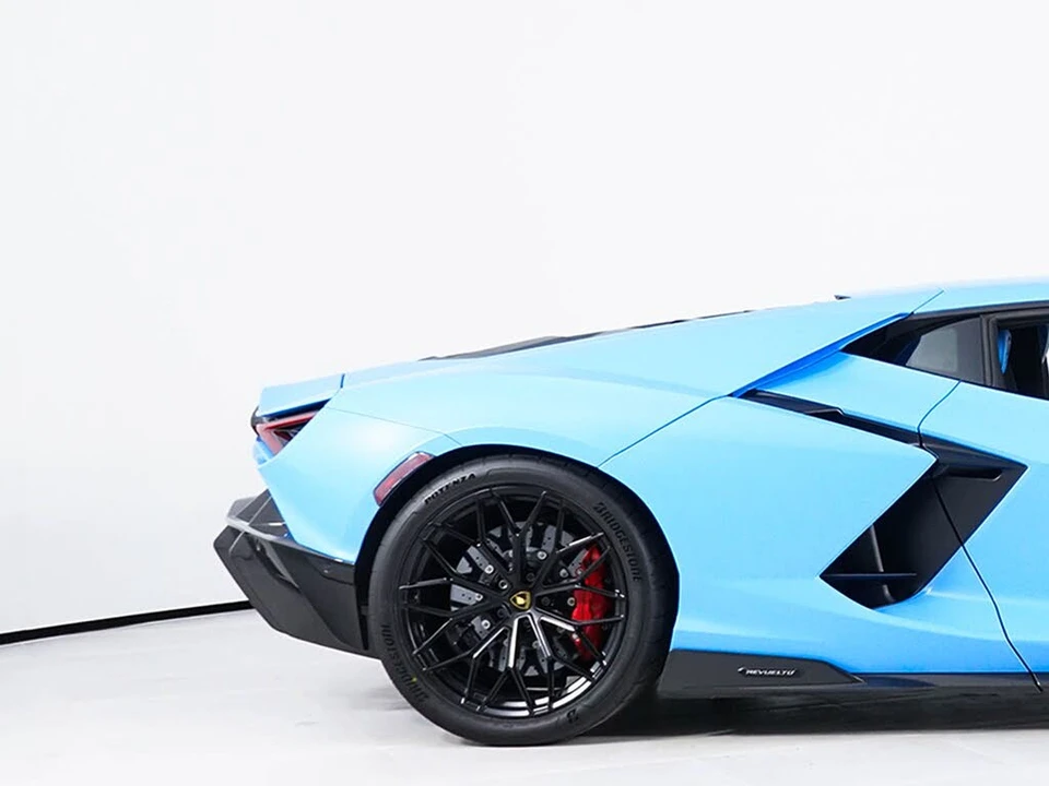 2024 Lamborghini Revuelto - Image 14 of 29