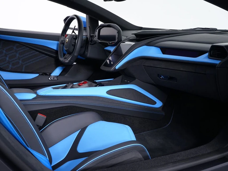 2024 Lamborghini Revuelto - Image 28 of 29