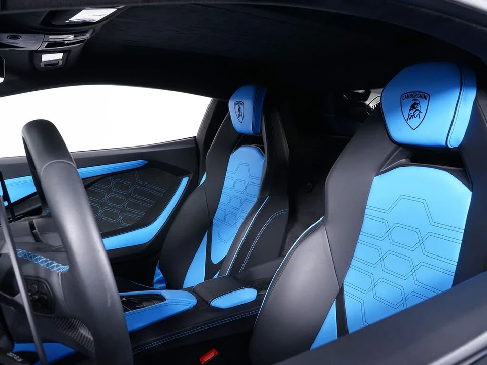 2024 Lamborghini Revuelto - Image 23 of 29