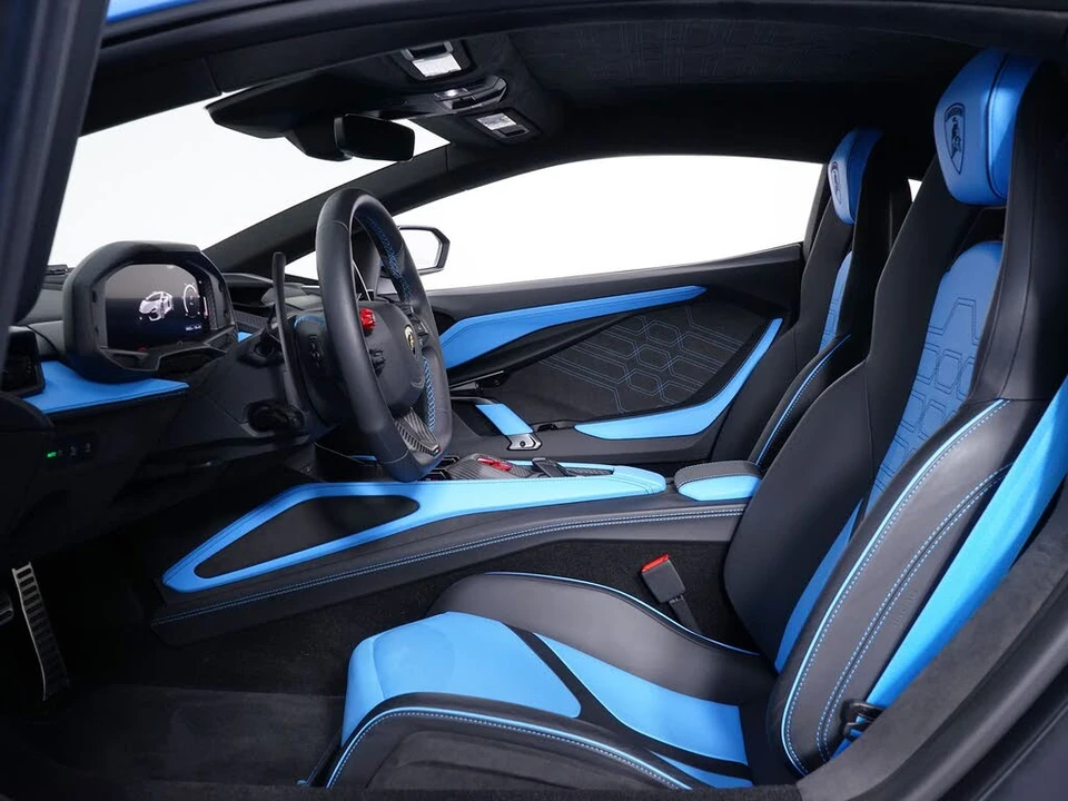 2024 Lamborghini Revuelto - Image 4 of 29