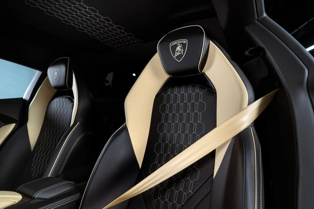2024 Lamborghini Revuelto - Image 25 of 31