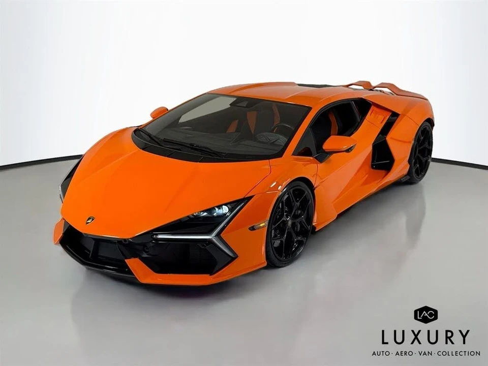 2024 Lamborghini Revuelto - Image 4 of 6