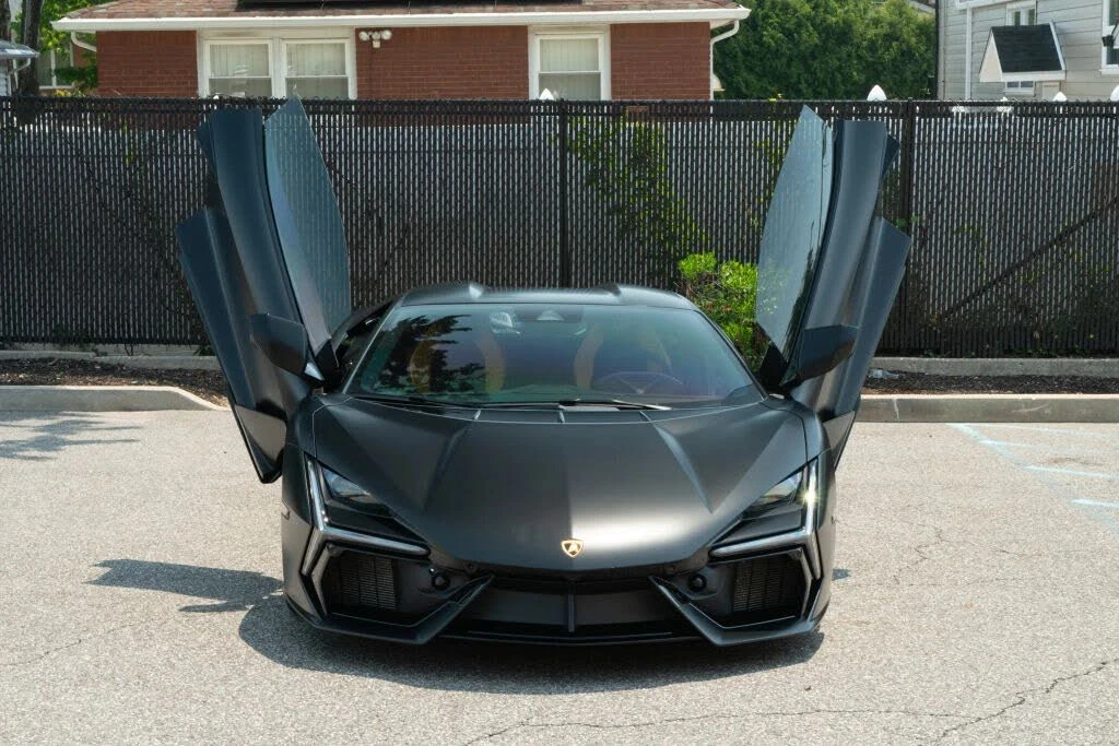 2024 Lamborghini Revuelto - Image 31 of 31