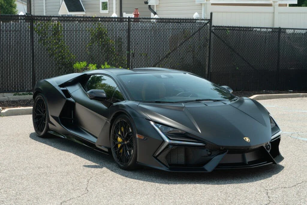 2024 Lamborghini Revuelto - Image 29 of 31
