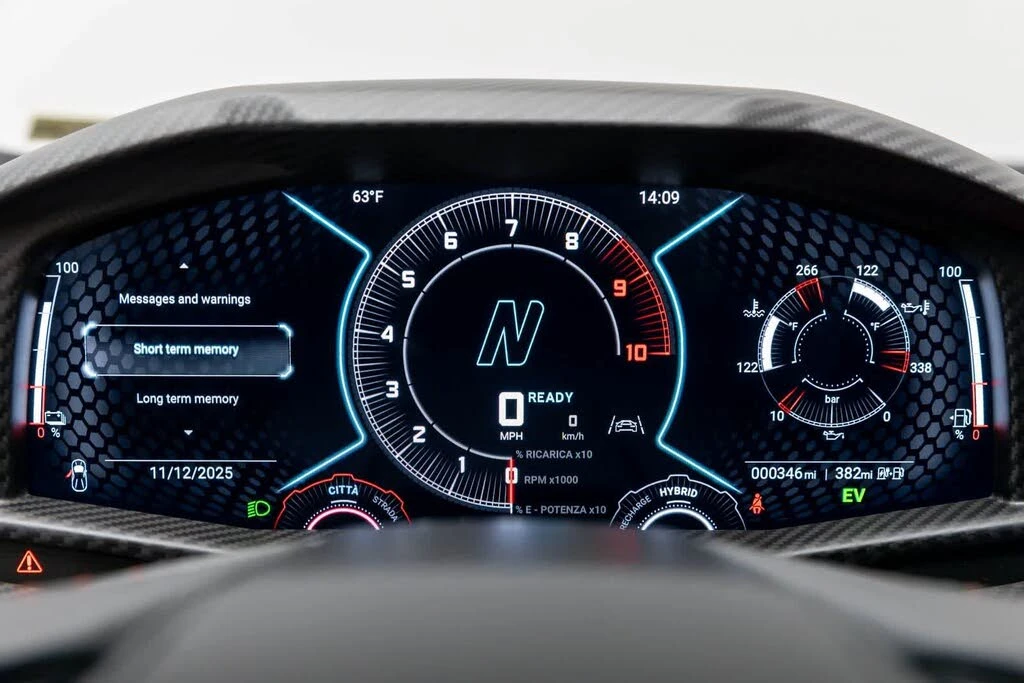 2024 Lamborghini Revuelto - Image 18 of 31