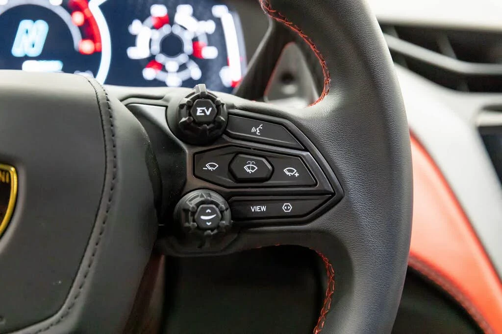 2024 Lamborghini Revuelto - Image 28 of 31