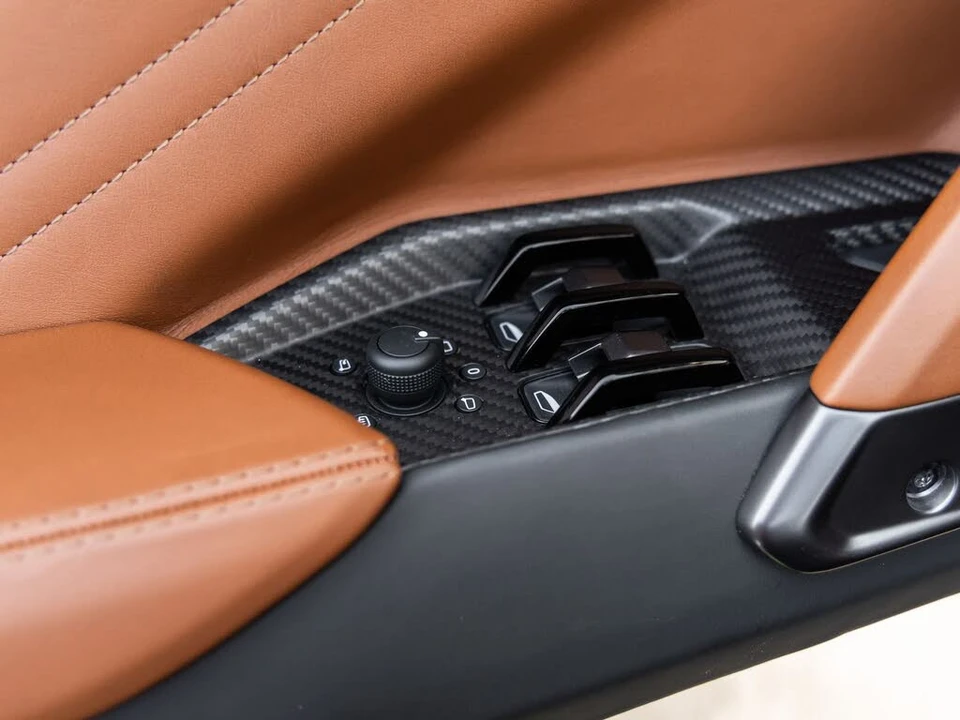 2024 Lamborghini Revuelto - Image 26 of 31