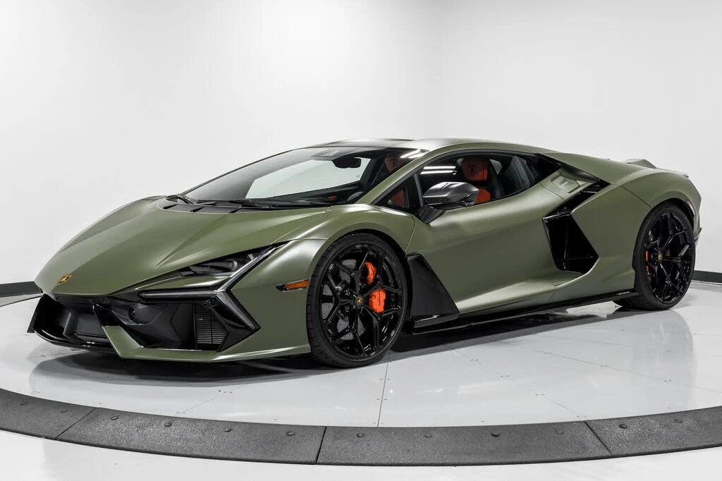 2024 Lamborghini Revuelto - Image 7 of 31
