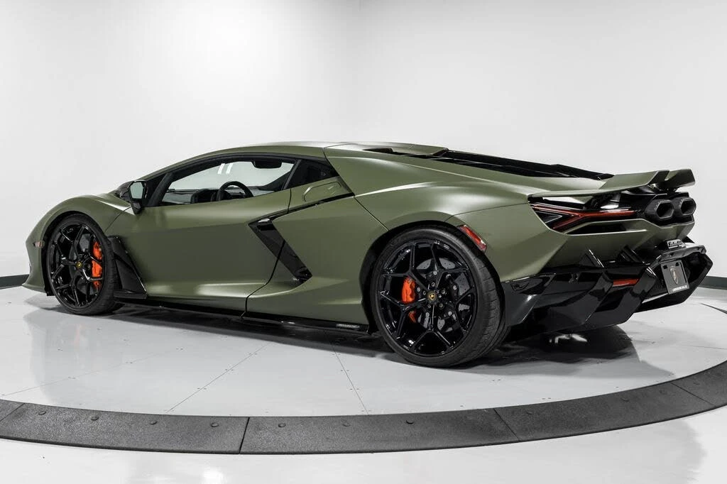 2024 Lamborghini Revuelto - Image 5 of 31