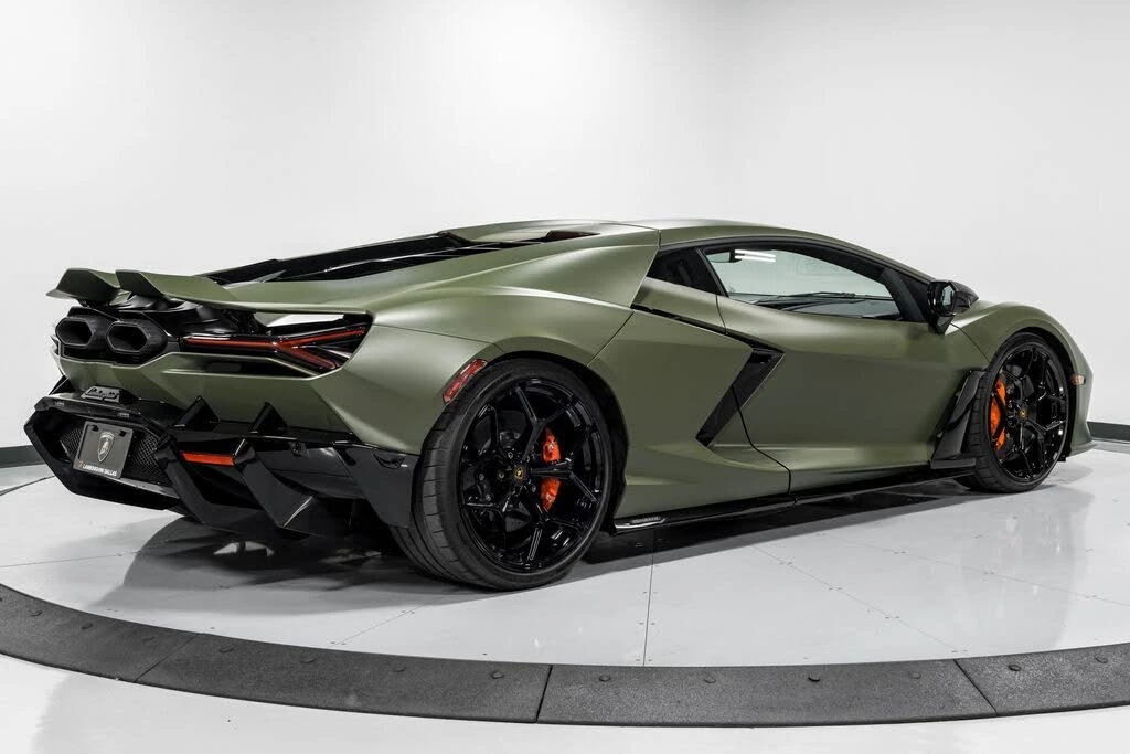 2024 Lamborghini Revuelto - Image 3 of 31